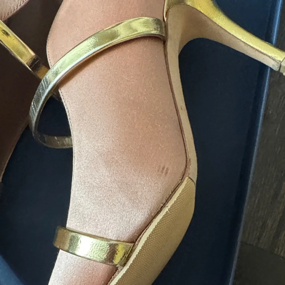 Authentic Used Malone Souliers Pink Blush and Gold Women's 70MM Heels Size 37 - Picture 9 of 16